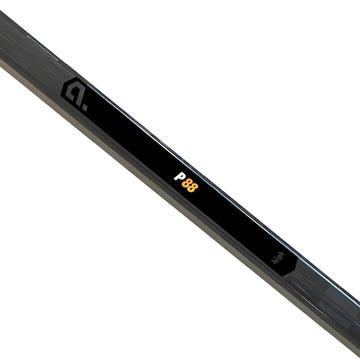 P88 (ST: Retail "Kane") - VS - Pro Stock Hockey Stick - RIGHT